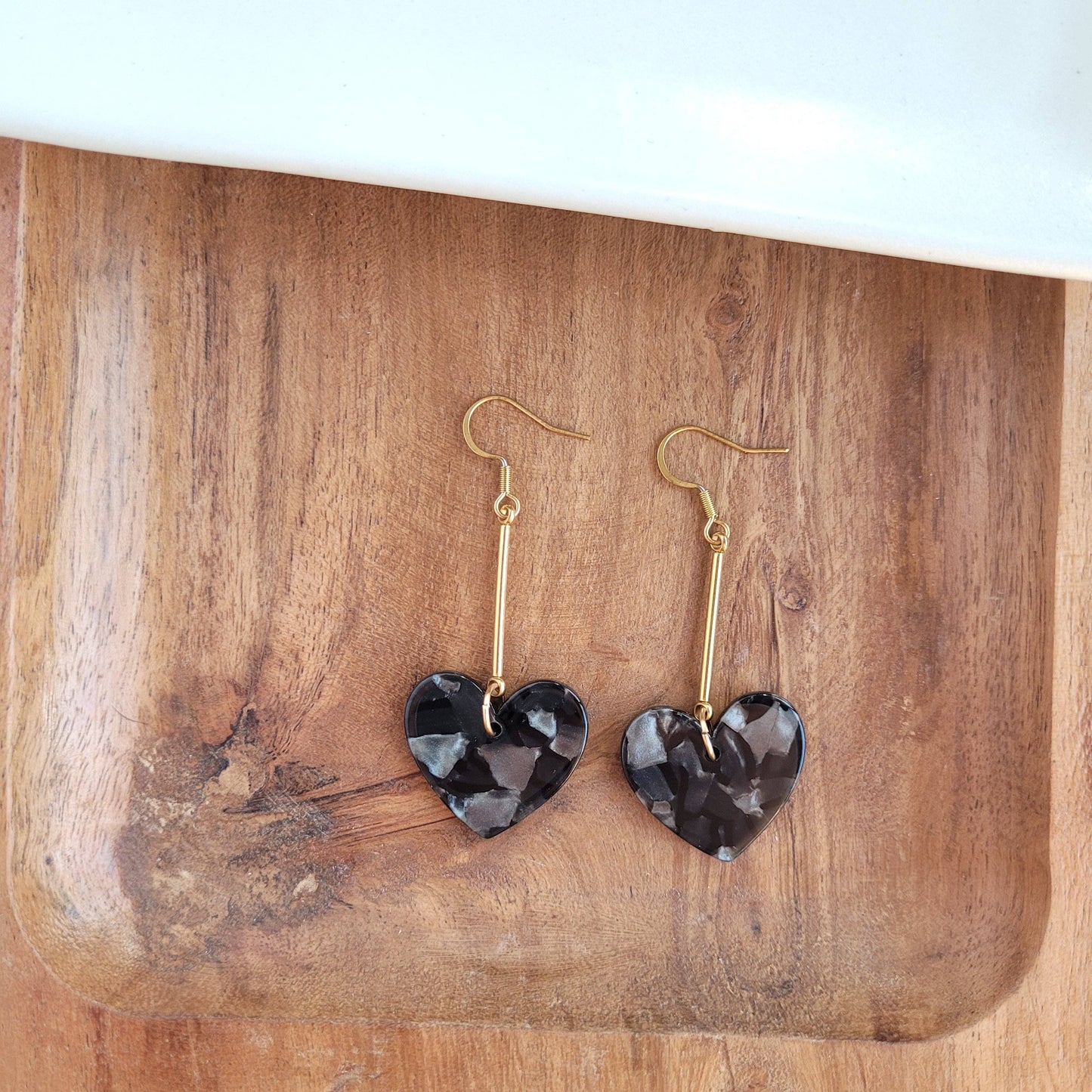 Mina Heart Earrings - Black