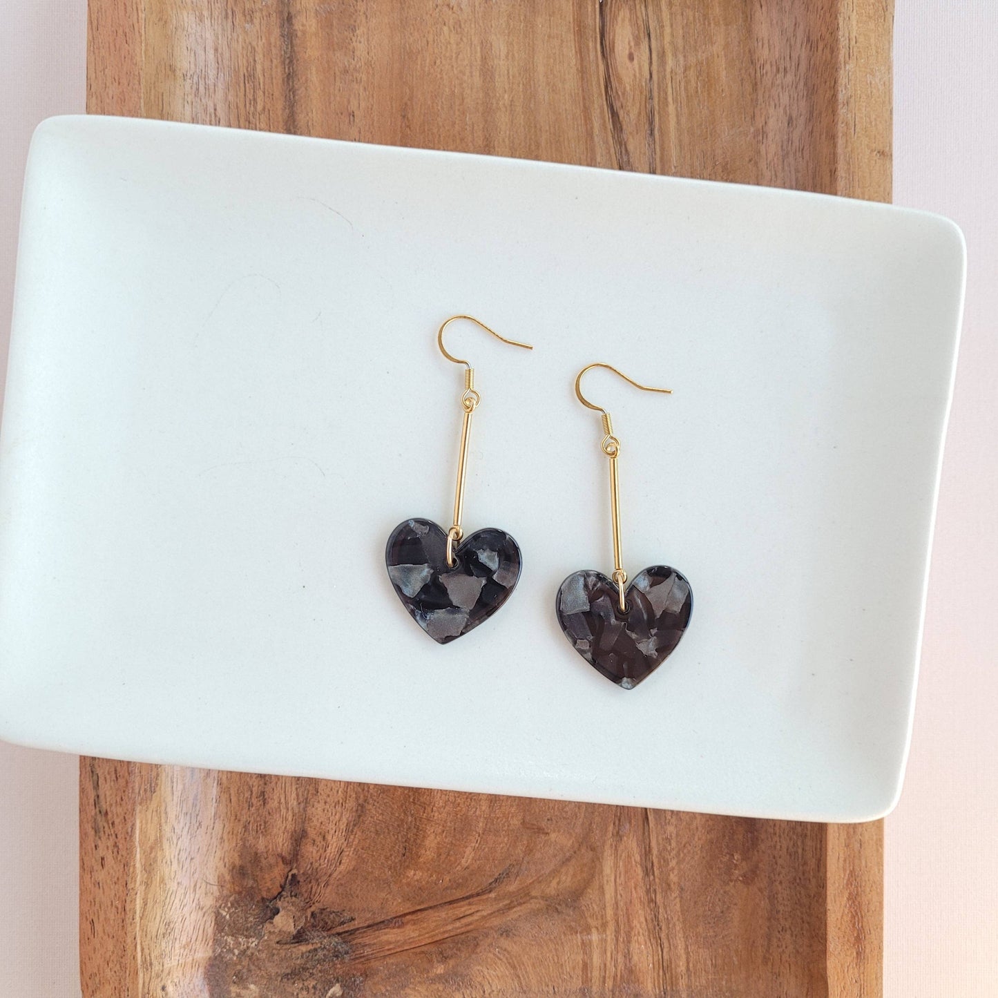 Mina Heart Earrings - Black